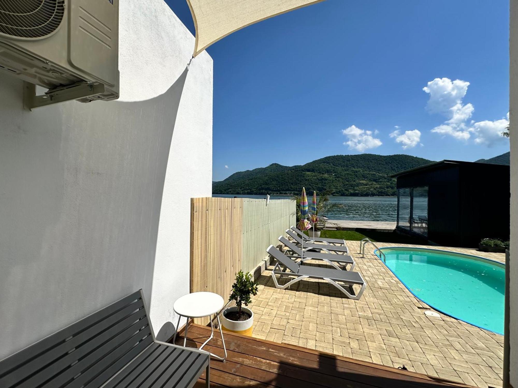 Hotel Casa Nube Orşova Esterno foto